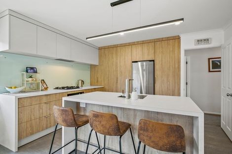 Photo of property in 4 Maple Crescent, Whalers Gate, New Plymouth, 4310