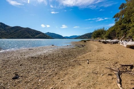 Photo of property in 780 Queen Charlotte Drive, Havelock, Picton, 7281