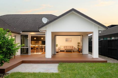 Photo of property in 10 The Link, Flagstaff, Hamilton, 3210