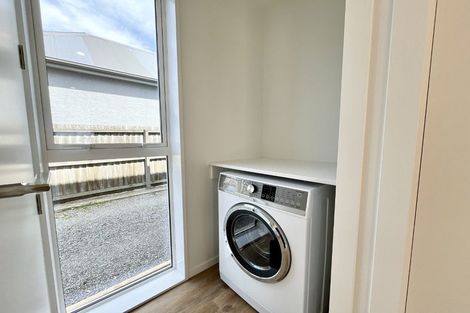 Photo of property in 2/23 Woodville Street, Edgeware, Christchurch, 8013