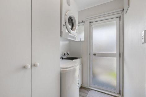 Photo of property in 1/105 Glendale Road, Glen Eden, Auckland, 0602