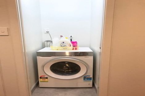 Photo of property in 52 Kiwi Crescent, Tawa, Wellington, 5028