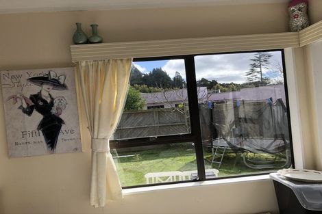 Photo of property in 1/11 Ocean View Road, Hillcrest, Auckland, 0627