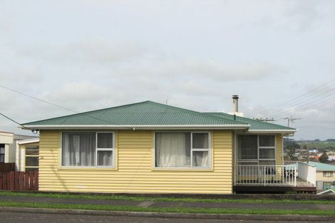 Photo of property in 12a&b Hughson Street, Waitara, 4320