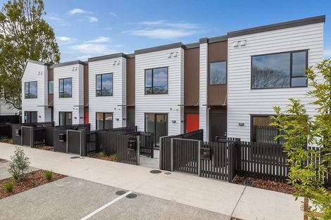 Photo of property in 33 Isabella Lane, Henderson, 0610