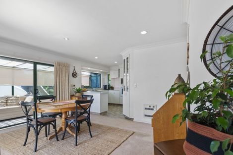 Photo of property in 20b Tay Street, Mount Maunganui, 3116