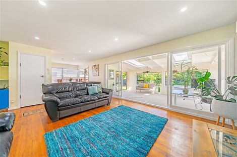 Photo of property in 56 Longfellow Street, Trentham, Upper Hutt, 5018