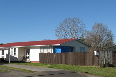 Photo of property in 5 Harrier Place, Papakura, 2110