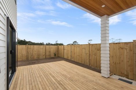 Photo of property in 10 Riroriro Road, Hobsonville, Auckland, 0616