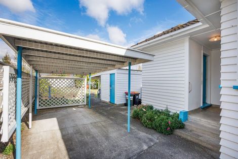 Photo of property in 2 Paisley Street, Awapuni, Palmerston North, 4412