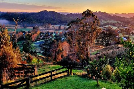 Photo of property in 202 Kahikatea Flat Road, Dairy Flat, Albany, 0794