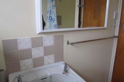 Photo of property in 15f1- Mangaroa Hill Road, Maoribank, Upper Hutt, 5018