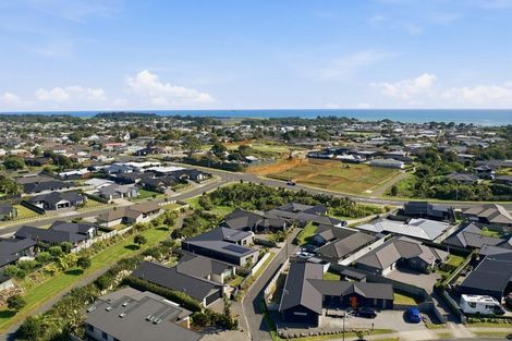 Photo of property in 3 Ashwood Lane, Bell Block, New Plymouth, 4312