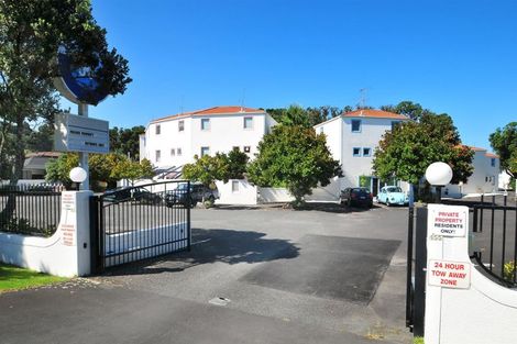 Photo of property in Oceanside Apartments, 14/453 Hibiscus Coast Highway, Orewa, 0931