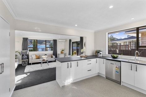 Photo of property in 16a Rawhiti Street, Stokes Valley, Lower Hutt, 5019