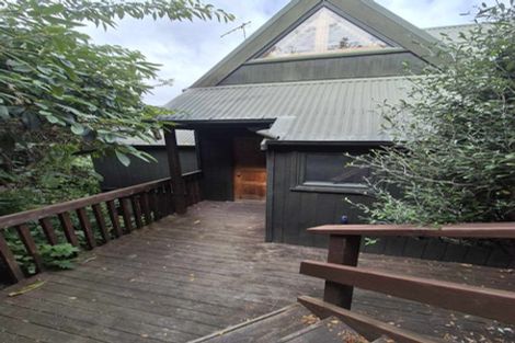 Photo of property in 16 Maxwell Place, Queenstown, 9300