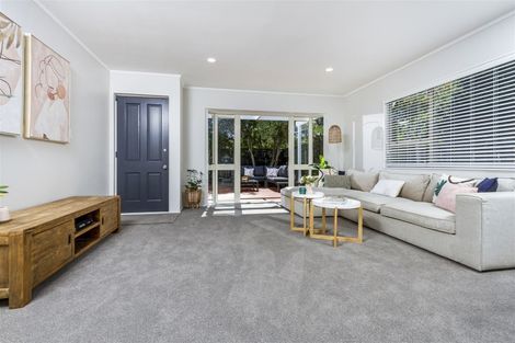 Photo of property in 1/44 Nile Road, Milford, Auckland, 0620