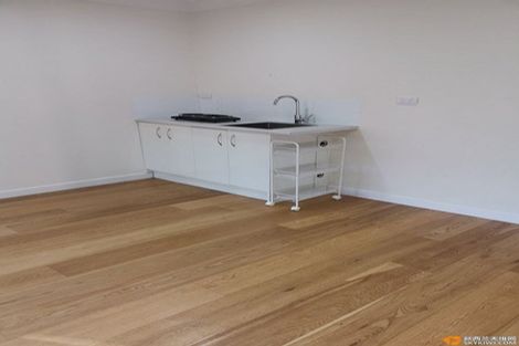 Photo of property in 16 Para Close, Fairview Heights, Auckland, 0632