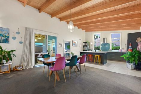 Photo of property in 21 Norfolk Drive, Cambridge, 3434