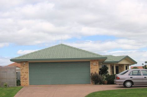Photo of property in 116 Gloucester Road, Mount Maunganui, 3116