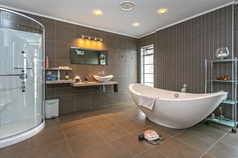 Photo of property in 52 Woods Road South, Colville, Coromandel, 3584