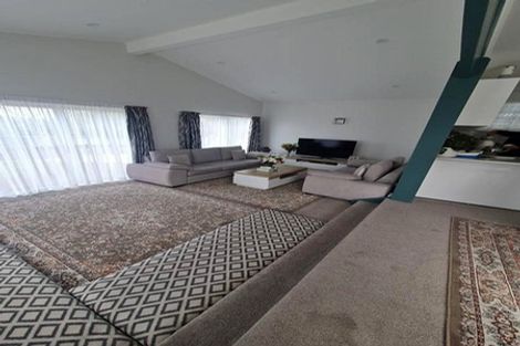 Photo of property in 33 Patts Avenue, Glendene, Auckland, 0602