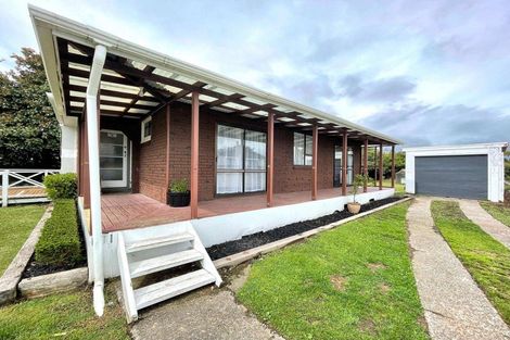 Photo of property in 19 Glendevon Place, Tokoroa, 3420