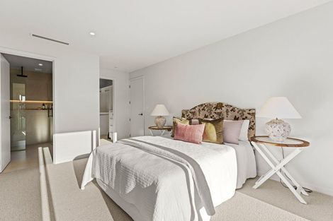 Photo of property in 78 Weston Road, St Albans, Christchurch, 8052