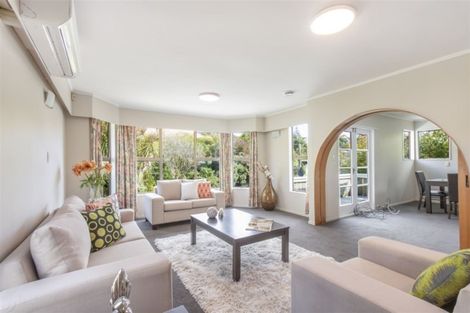 Photo of property in 96 Churton Drive, Churton Park, Wellington, 6037