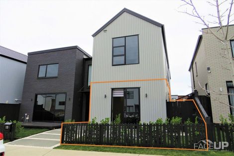 Photo of property in 12 Skua Road, Hobsonville, Auckland, 0616