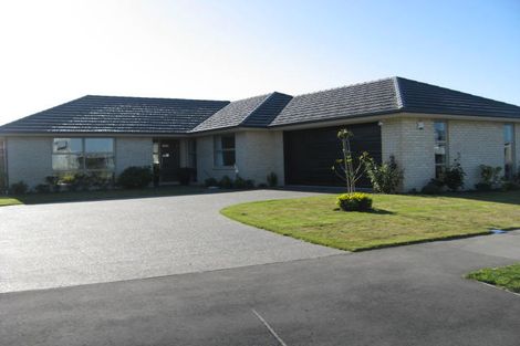 Photo of property in 25 Rolleston Drive, Rolleston, 7614