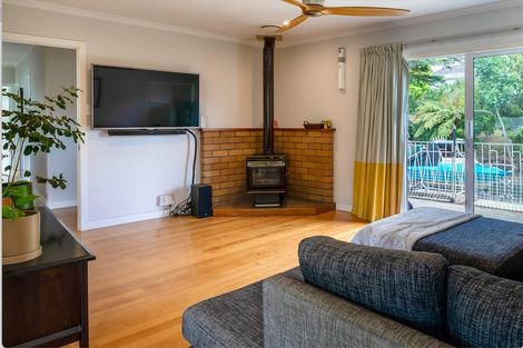 Photo of property in 12 Shetland Street, Glen Eden, Auckland, 0602