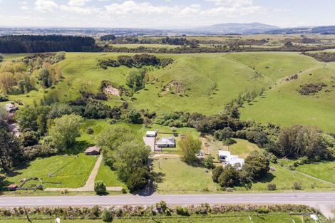 Photo of property in 131 Pahiatua Aokautere Road, Aokautere, 4471