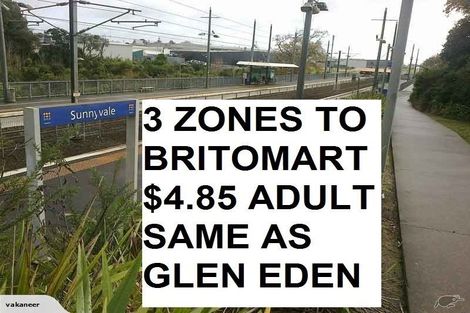 Photo of property in 1/5 Sunnyside Road, Sunnyvale, Auckland, 0612