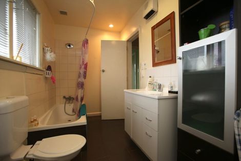 Photo of property in 27 Moreland Avenue, Papanui, Christchurch, 8053