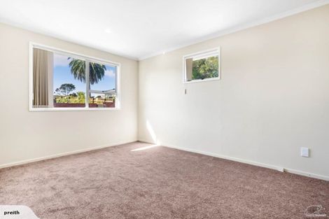 Photo of property in 7 Gambare Place, Wattle Downs, Auckland, 2103