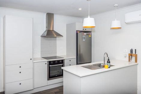Photo of property in 16u2 Rothwell Street, Dinsdale, Hamilton, 3204