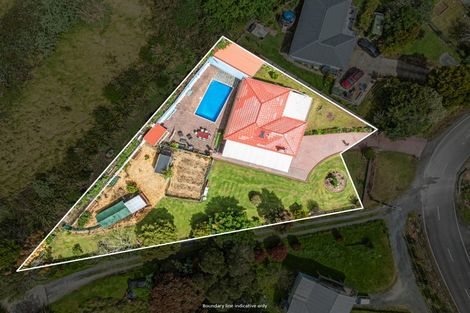 Photo of property in 16 Toetoe Road, Otaika, Whangarei, 0170