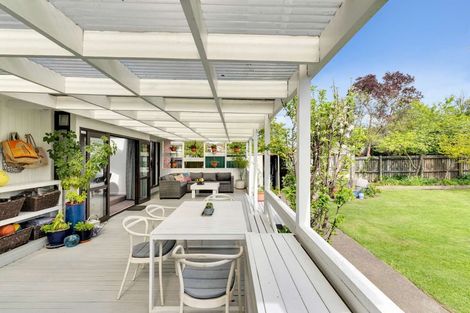 Photo of property in 10 Claxton Place, Saint Martins, Christchurch, 8022