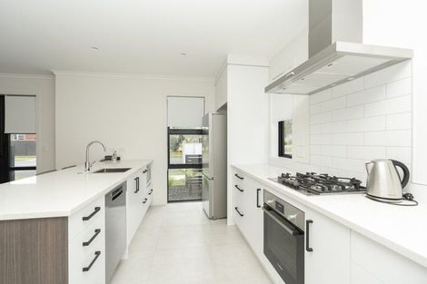 Photo of property in 15u6 Glen Lynne Avenue, Queenwood, Hamilton, 3210