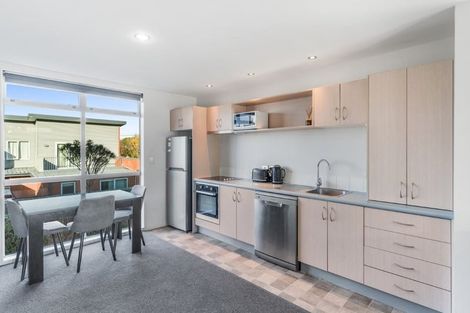 Photo of property in 2/54 Champion Street, Edgeware, Christchurch, 8013