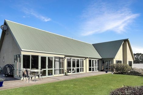 Photo of property in 12 Grove Avenue, Weston, Oamaru, 9401