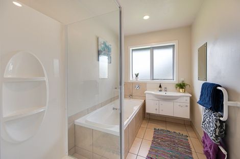 Photo of property in 8 Herries Lane, Lake Hayes, Queenstown, 9304