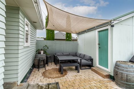 Photo of property in 12 Chester Street, Taradale, Napier, 4112