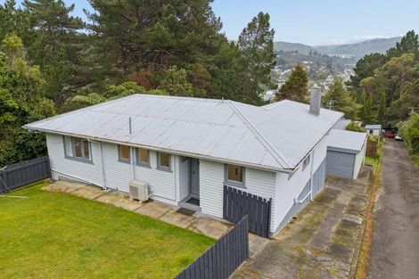 Photo of property in 31 August Street, Stokes Valley, Lower Hutt, 5019