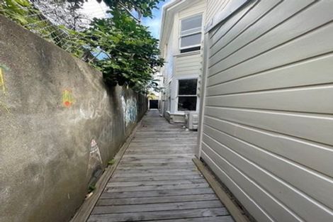 Photo of property in 23 Elizabeth Street, Mount Victoria, Wellington, 6011