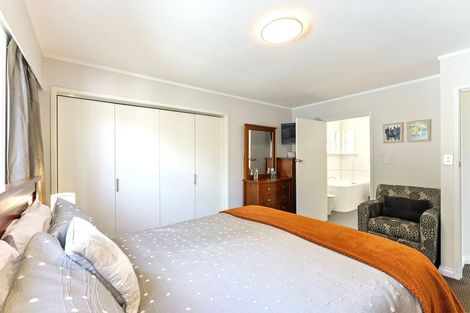 Photo of property in 11 Rawene Street, Waikanae, 5036