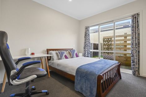 Photo of property in 35 Kanuka Road, Hobsonville, Auckland, 0616