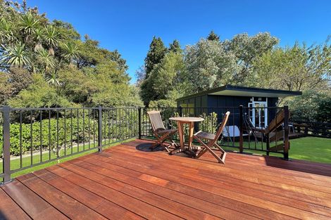 Photo of property in 11 Gibbs Place, Kinloch, Taupo, 3377