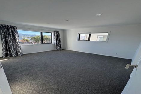 Photo of property in 9 Mamaku Place, Elderslea, Upper Hutt, 5018